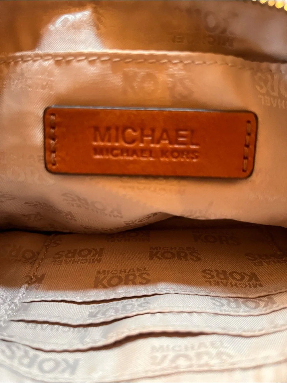 Michael Kors White and Red Pebbled Leather Wristlet Clutch